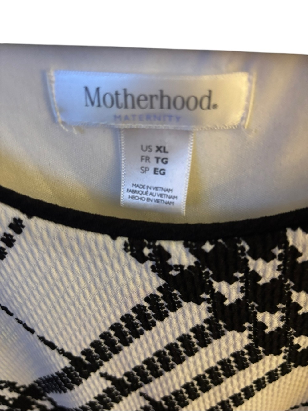 Motherhood Maternity Black & White Embroidered Crew Top